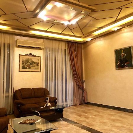 Luxury Tumanyan Apartment Jereván Kültér fotó