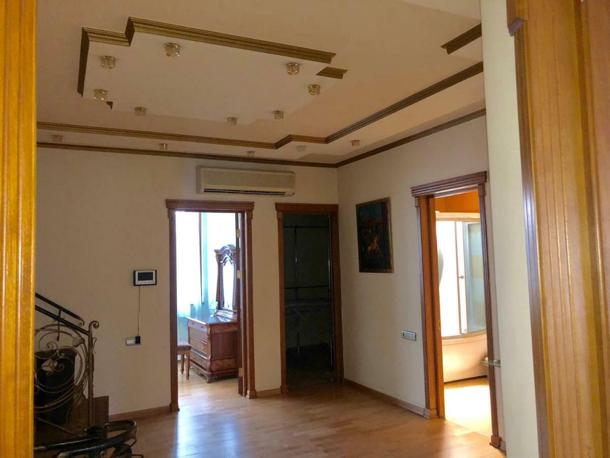 Luxury Tumanyan Apartment Jereván Kültér fotó