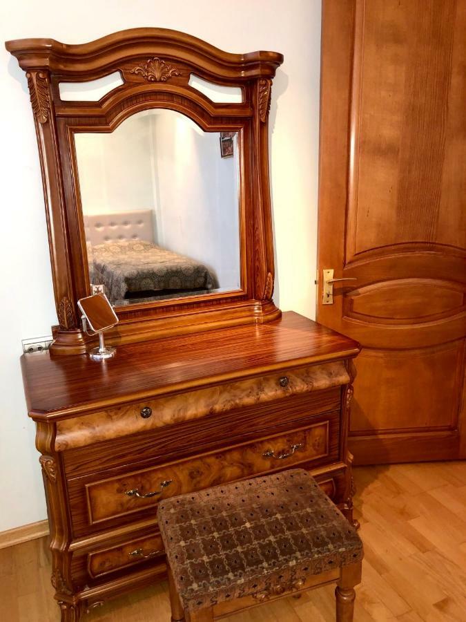 Luxury Tumanyan Apartment Jereván Kültér fotó